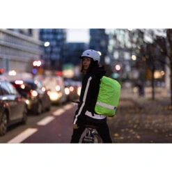 BTWIN COUVRE SAC IMPERMEABLE VISIBILITE JOUR NUIT JAUNE FLUO -Vélos Équipement Magasin couvre sac impermeable visibilite jour nuit jaune fluo 6
