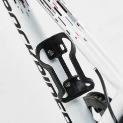 BTWIN Porte Bidon De Cadre à Ouverture Latérale Bidon De 380 Ml -Vélos Équipement Magasin porte bidon de cadre a ouverture laterale bidon de 380 ml 3