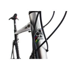 COLNAGO RECONDITIONNÉ - Vélo Route - Extreme C Power - Très Bon état 5 COLNAGO RECONDITIONNÉ - Vélo Route - Extreme C Power - Très Bon état -Vélos Équipement Magasin reconditionne velo route extreme c power tres bon etat 3