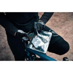 Fidlock Support Smartphone VACUUM Uni - M Noir -Vélos Équipement Magasin support smartphone vacuum uni m noir 4