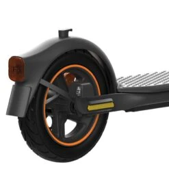Trottinette électrique Ninebot F40i Avec Clignotants -Vélos Équipement Magasin trottinette electrique ninebot f40i avec clignotants 4