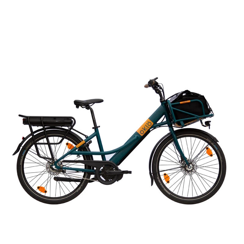 Vélo porteur électrique - Missive 7 vitesses Bleu canard + sacoche avant Vélo Porteur électrique - Missive 7 Vitesses Bleu Canard + Sacoche Avant -Vélos Équipement Magasin velo porteur electrique missive 7 vitesses bleu canard sacoche avant