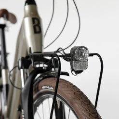 VÉLO VILLE ÉLECTRIQUE - BICYKLET CAMILLE - BEIGE -Vélos Équipement Magasin velo ville electrique bicyklet camille beige 2