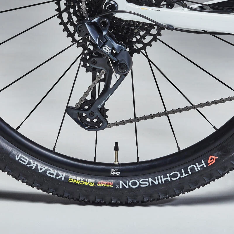 Vélo VTT cross country XC 900 S cadre Carbone et aluminium blanc Rockrider Vélo VTT Cross Country XC 900 S Cadre Carbone Et Aluminium Blanc -Vélos Équipement Magasin velo vtt cross country xc 900 s cadre carbone et aluminium blanc 8