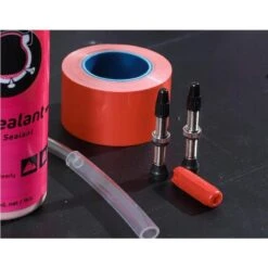 Zefal Tubeless Valves - Argent, 45 Mm, Lot De 2 -Vélos Équipement Magasin zefal tubeless valves argent 45 mm lot de 2 3